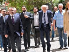 جنبلاط بعد لقائه الشيباني: علينا فتح علاقات متوازنة مع سوريا ولا أؤيد أي اتفاق يكون بمثابة “17 أيار” جديد